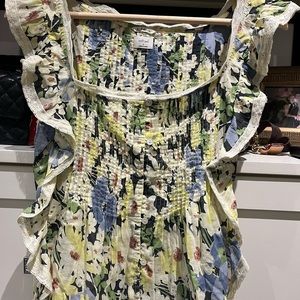 Wilfred Floral top size small